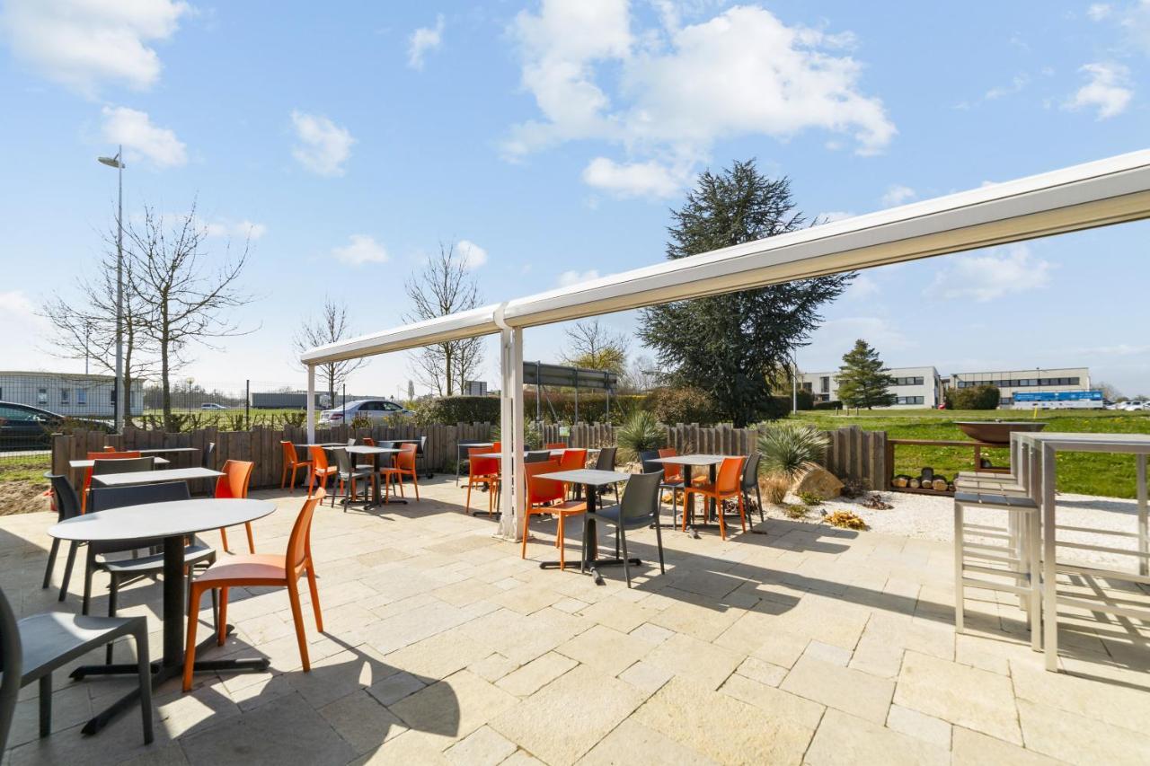 Hotel Campanile Chartres Exterior foto