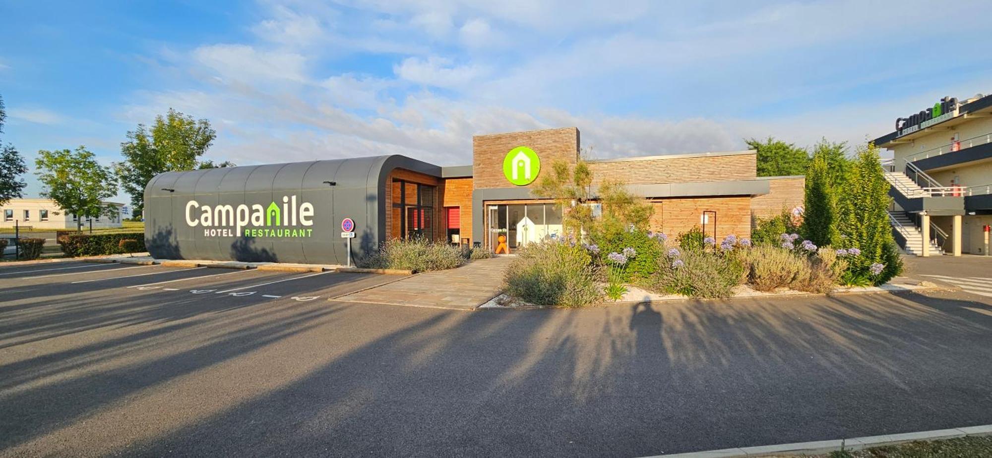 Hotel Campanile Chartres Exterior foto